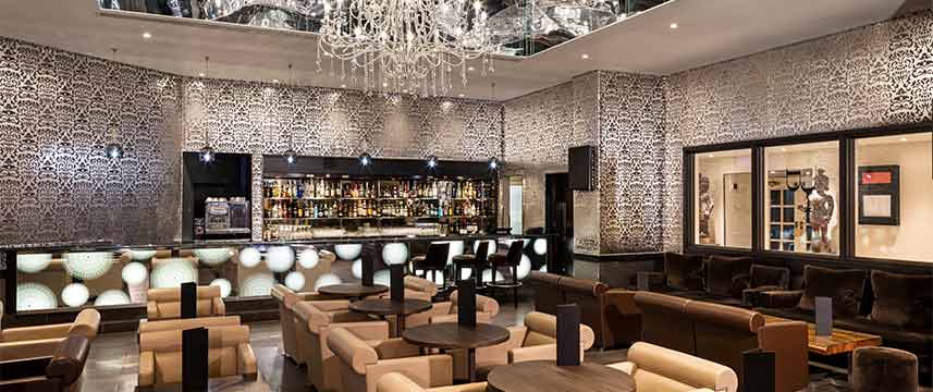 Radisson Blu Heathrow Bijou Bar
