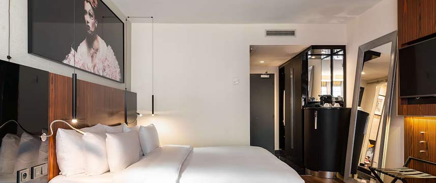 Radisson Collection Grand Place Brussels Collection Room