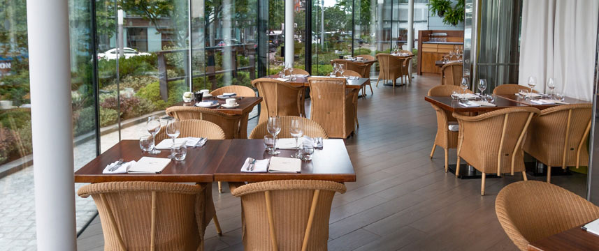 Radisson Edwardian Providence Wharf Restaurant Tables