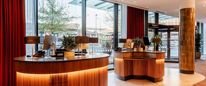 Radisson Manchester City Centre Lobby
