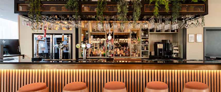 Radisson Manchester City Centre RGB Bar