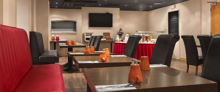 Ramada London Finchley - Breakfast Tables