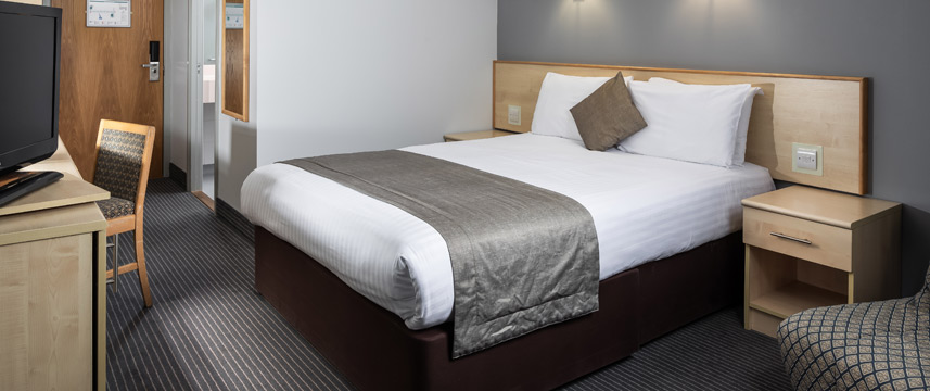 Ramada London Finchley - Family Room