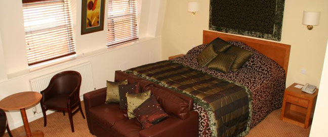 Red Lion Hotel - Deluxe Double