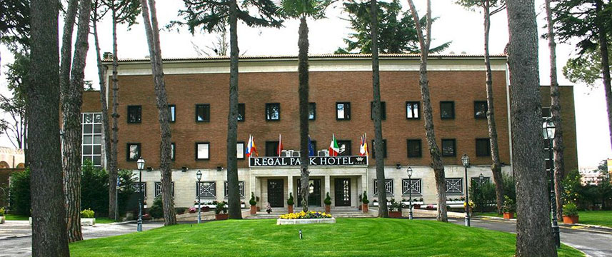 Regal Park Hotel - Exterior