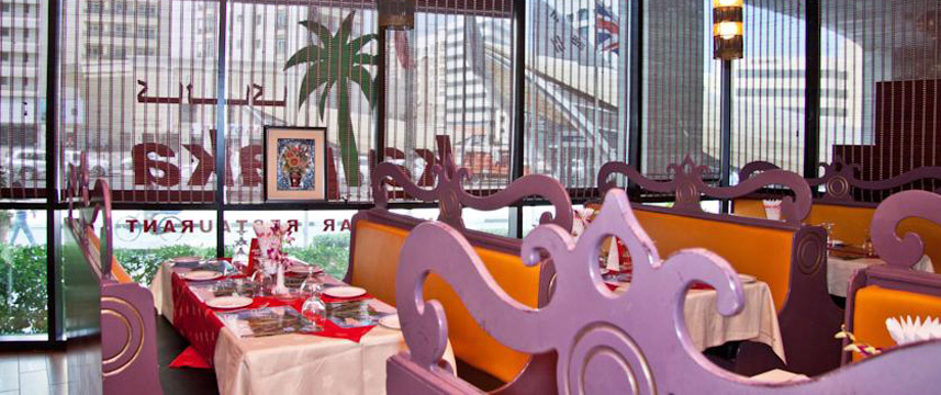 Regal Plaza Hotel - Restaurant