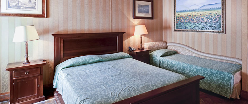 Relais Group Palace - Family Bedroom