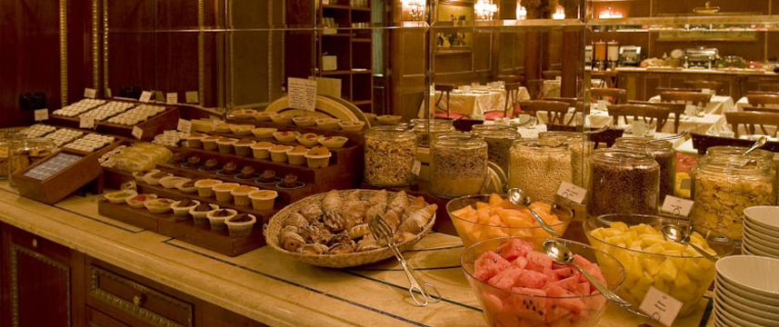 River Palace - Breakfast