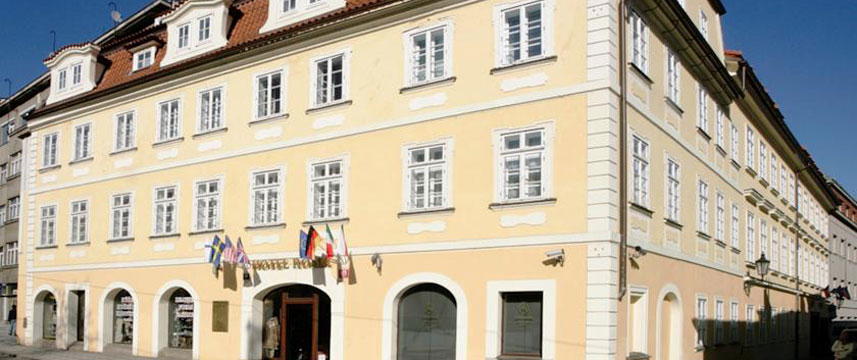 Roma Hotel - Exterior