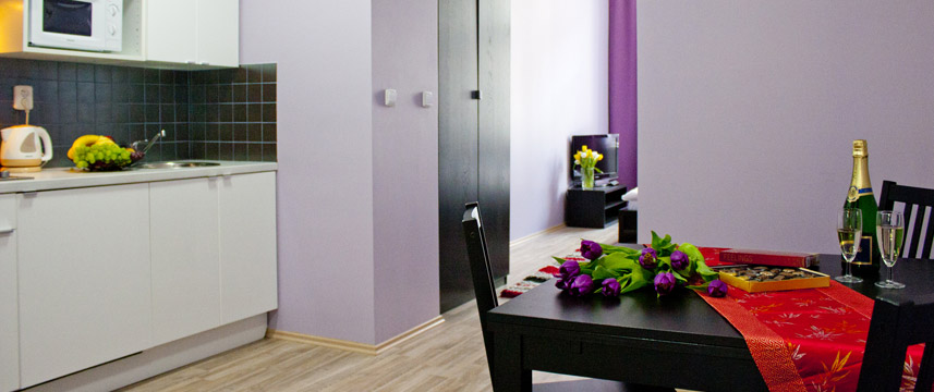 Royal Court Apartments - Prague - Studio Kitchen