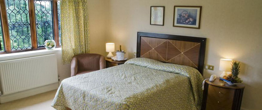 Royal Court Hotel Coventry Double Bedroom