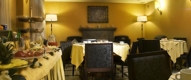 Royal Court Rome Restaurant