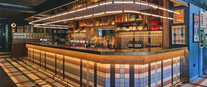 Royal National Hotel - London Pub Bar