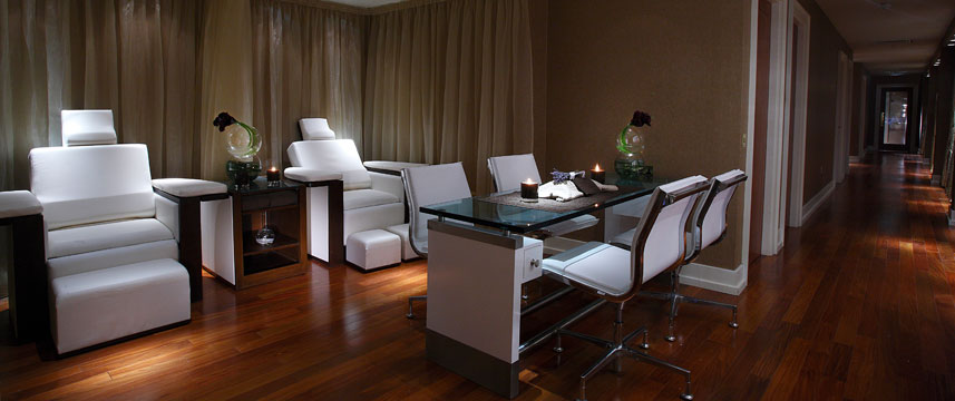 Shelbourne Hotel - Manicure Area