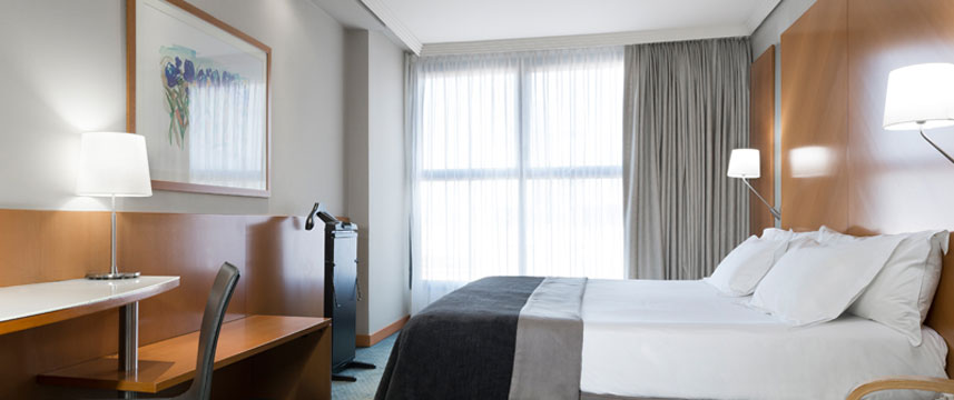 Silken Puerta Castilla - Double Bedroom