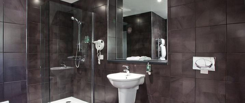 Skene House Rosemount - Executive Bathroom