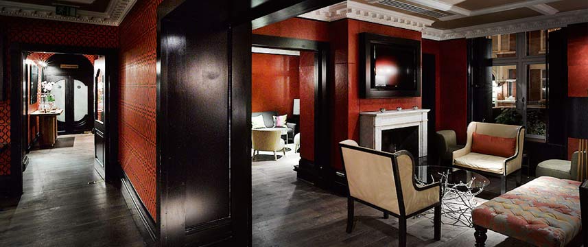 St Ermins - Caxton bar