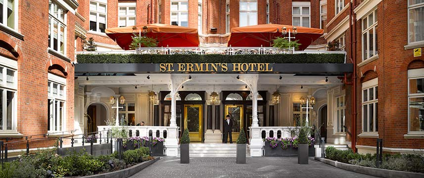St Ermins - Hotel Exterior Door