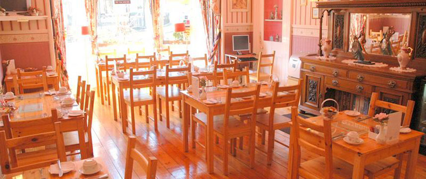 St Valery Breakfast Seating