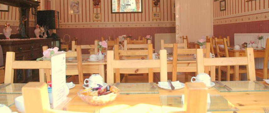 St Valery Tables Breakfast