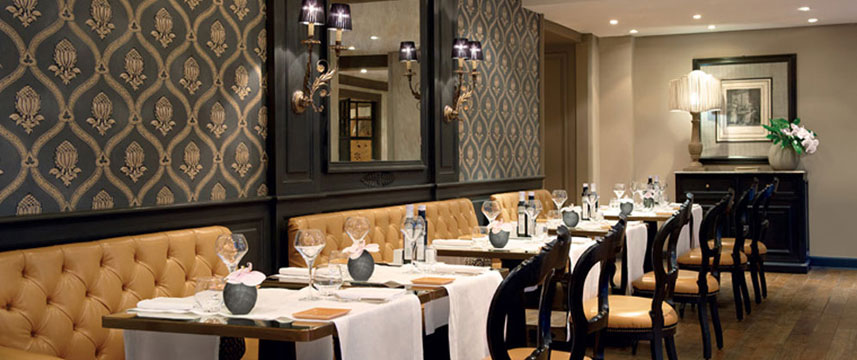 Starhotels Castille Paris - Dining Tables