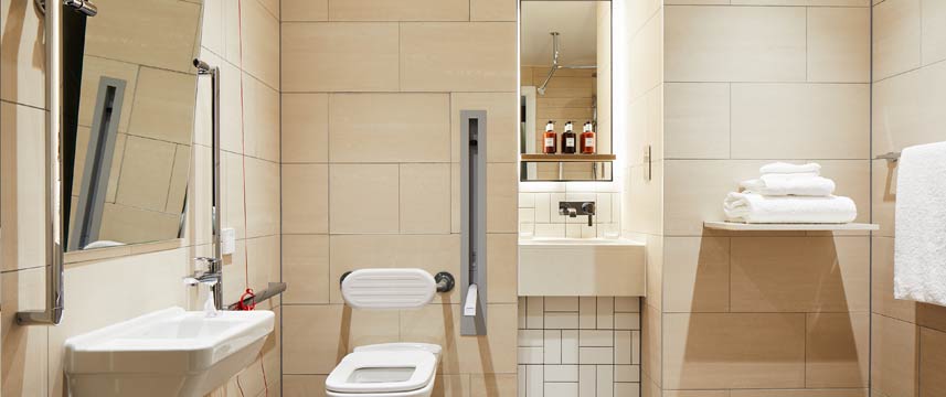 Staybridge Suites Manchester Accessible Bathroom