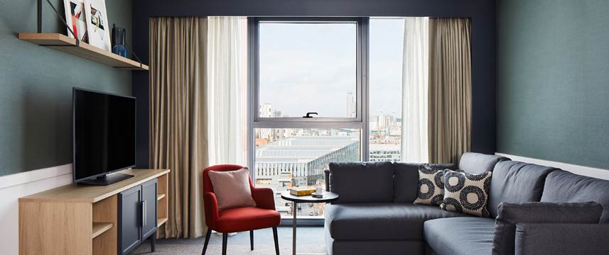 Staybridge Suites Manchester Guest Room