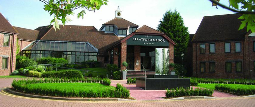Stratford Manor QHotels Exterior