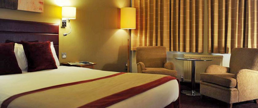 Stratford Manor QHotels Q Star Room