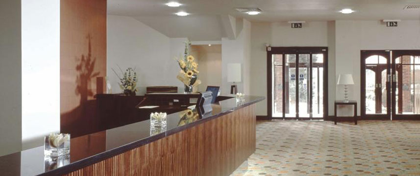 Stratford Manor QHotels Reception