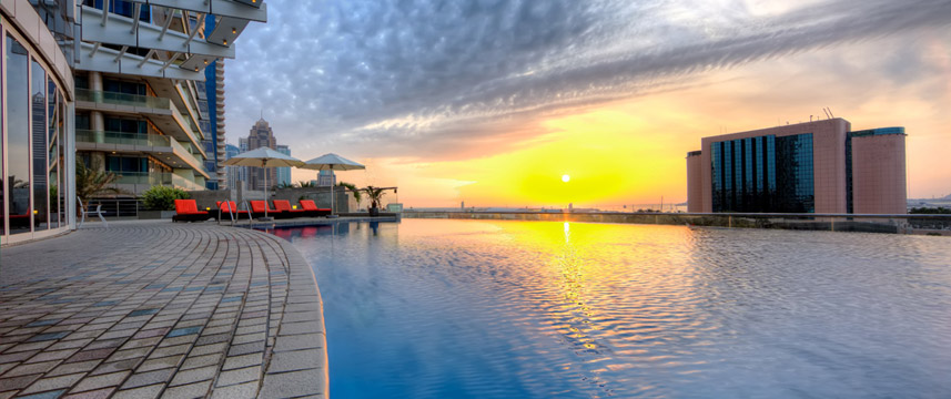 Tamani Hotel Marina - Outdoor Pool