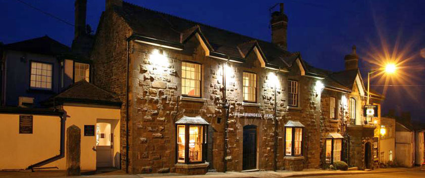 The Arundell Arms - Exterior Night