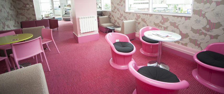 The Big Sleep Hotel Cardiff - Bar Seating