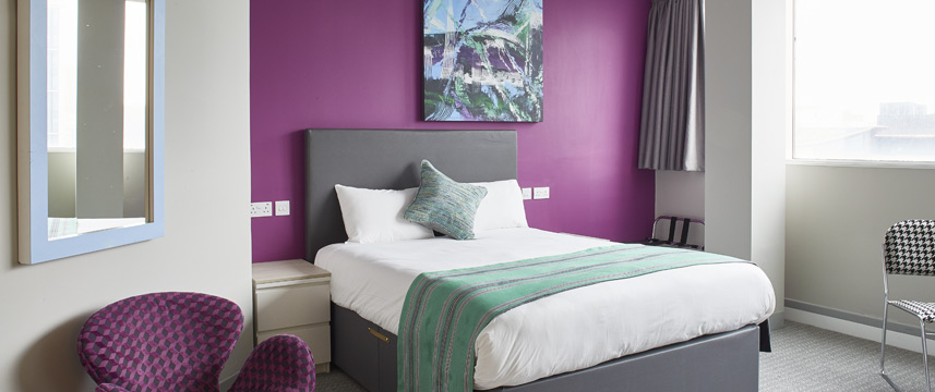 The Big Sleep Hotel Cardiff - Deluxe King Bed