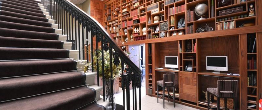 The Churchill Hotel - Library