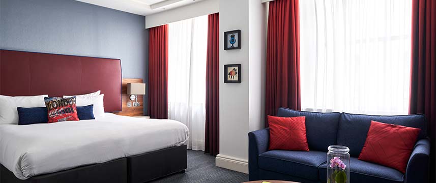 The Cumberland Hotel Studio Suite Bed