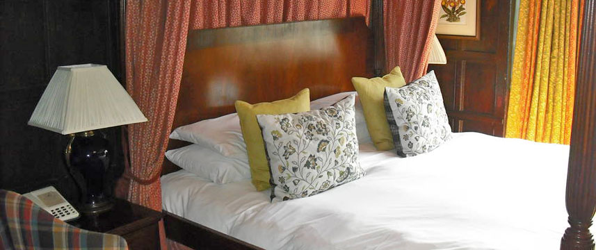 The Falstaff Hotel - Poster Bed