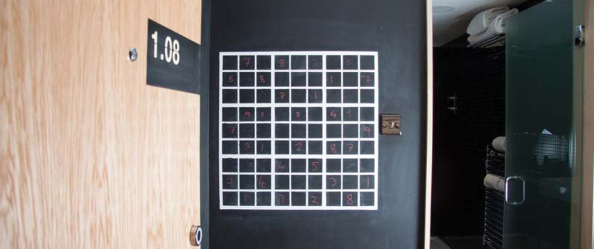 The Grassmarket Hotel - Bedroom Entrance