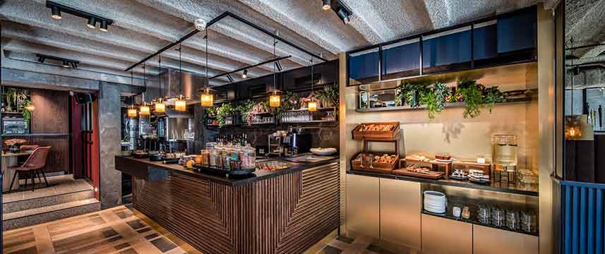 The Highlander Hotel - Breakfast Room