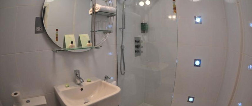 The Inn Boutique Jersey Bathroom Shower