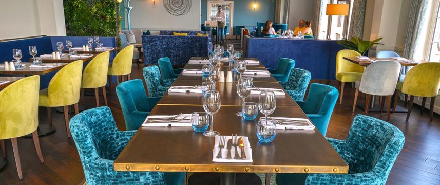 The Kingscliff Hotel - Restaurant Tables