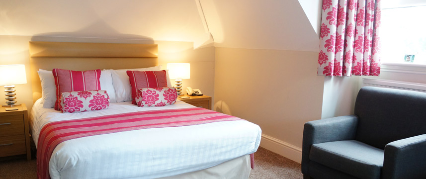 The Lawn Gatwick Guest House - Family Room