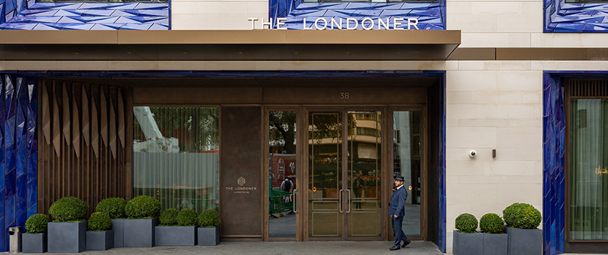 The Londoner - Entrance