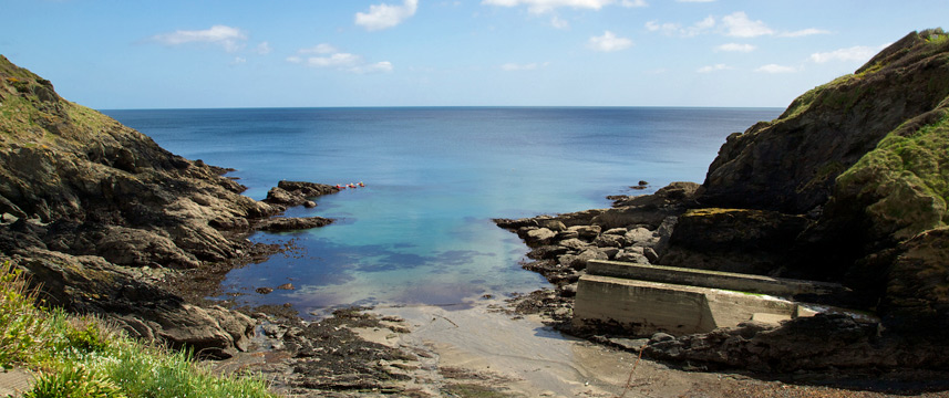 The Lugger Portloe Harbour
