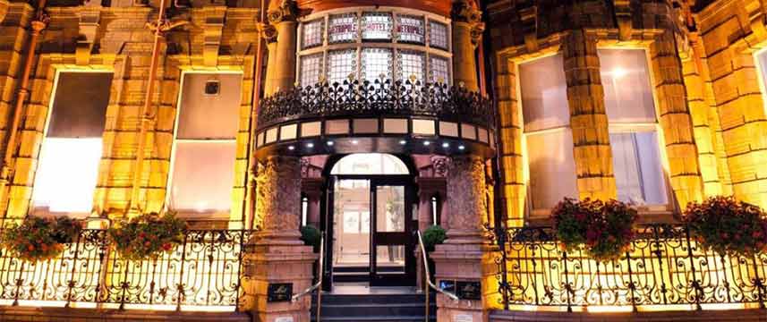 The Met Hotel Entrance