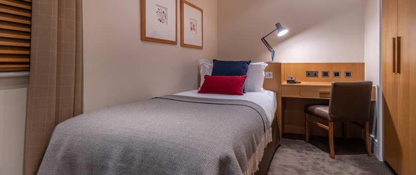 The Nadler Kensington - Single Room