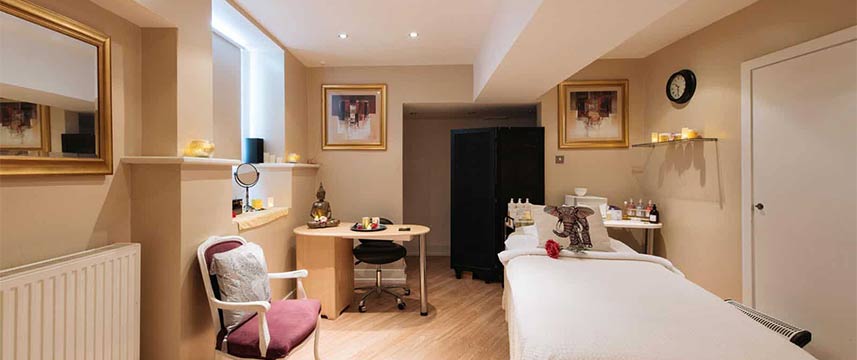 The Palace Hotel - Spa Treatment Room
