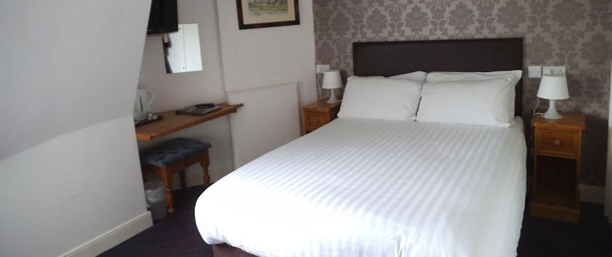 The Parade Park and Lambrettas Bar - Double Room
