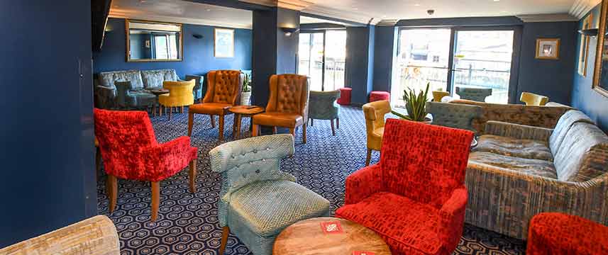 The Queens Hotel - Lounge Seating