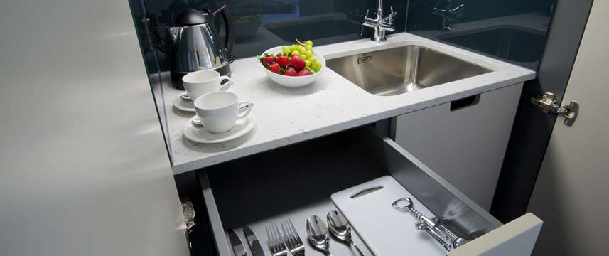 The Resident Soho - Kitchenette